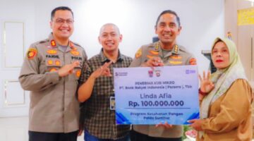 Polda Sumbar Fasilitasi KUR Rp10,02 Miliar untuk Ratusan Petani Jagung dan Padi